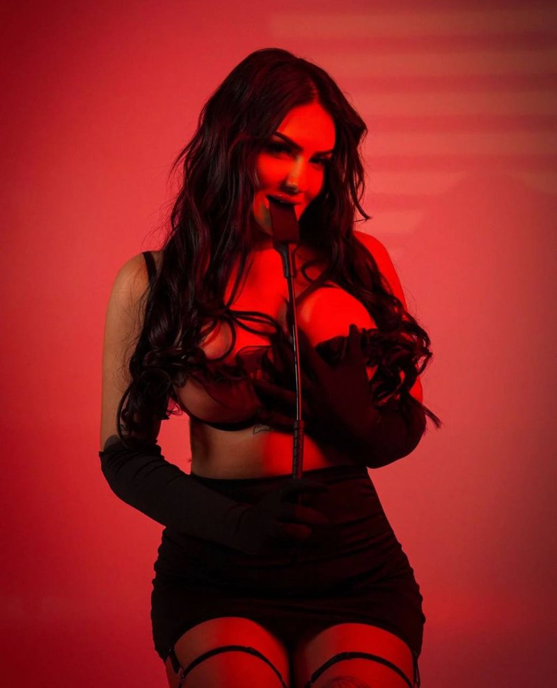 Angela - Escort Argentina Curvy en Mallorca